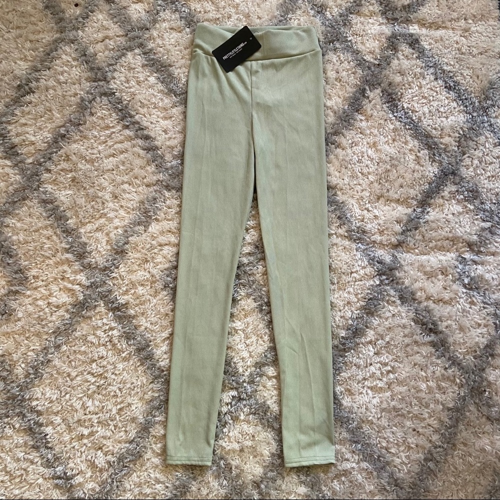 NWT! Pretty little thing leggings